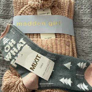Madden Girl Blush Knit Scarf,hat  and Mixit Gray Crew Socks